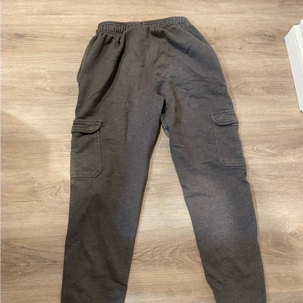 Grey champion pants, medium good quality - Picture 2 of 2